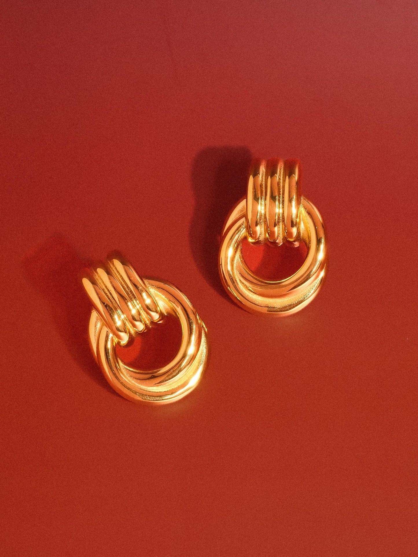 18K Gold Non-Tarnish Classic Hoop Earring